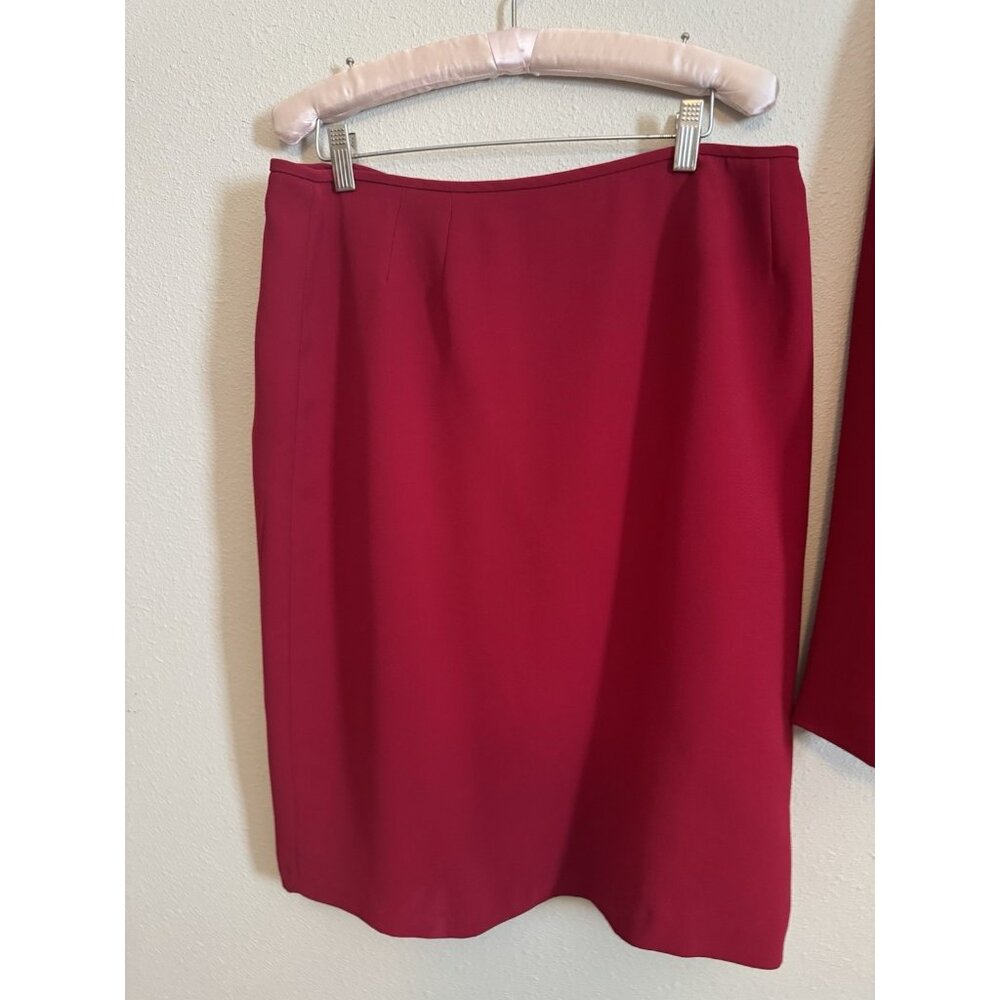 Le Suit Blazer Skirt Suit 14P 14 P Dark Ruby Red Classic - Picture 10 of 11
